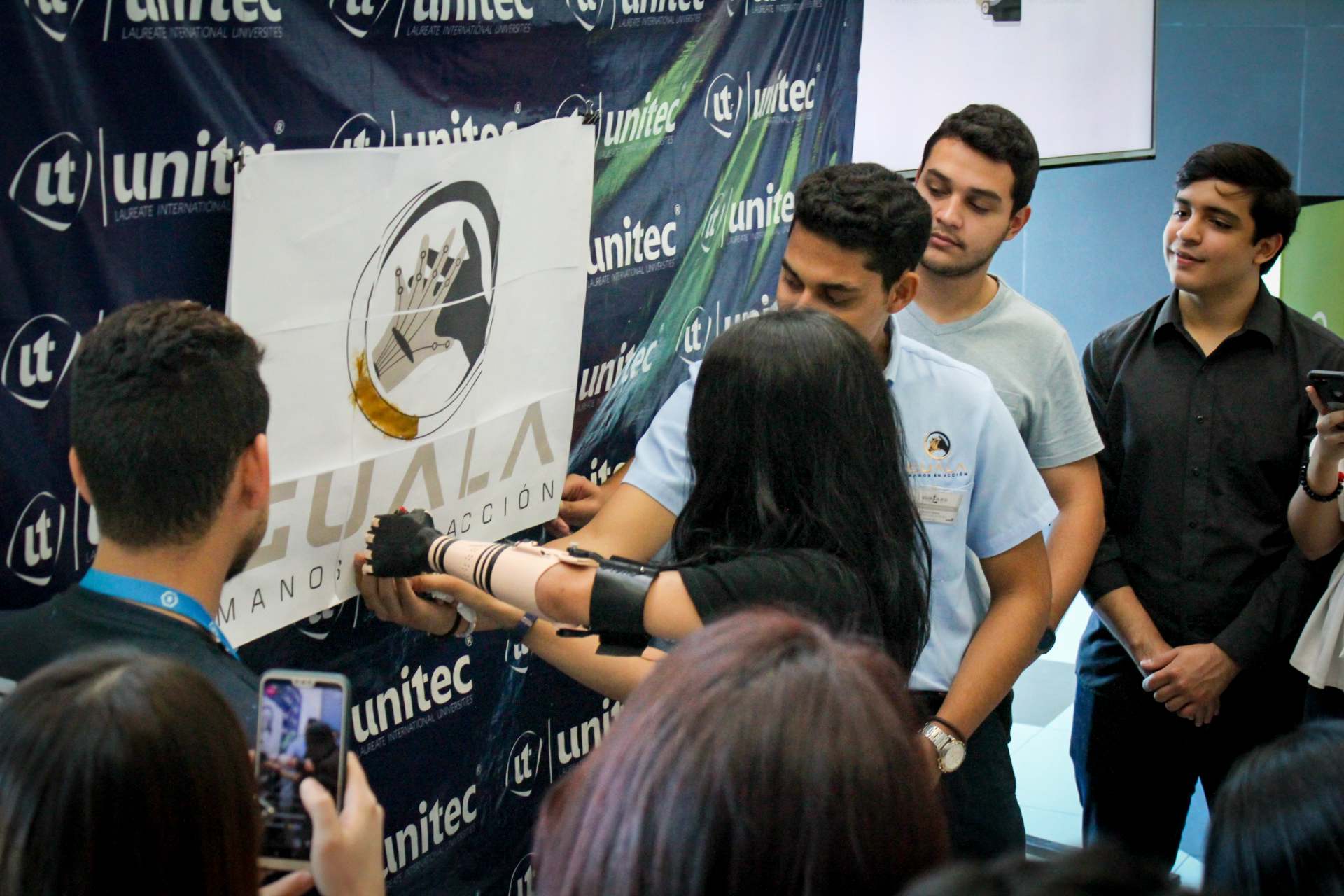 El HUB de Emprendimiento de UNITEC y Guala crean laboratorio para el desarrollo de pr&oacute;tesis mediante impresi&oacute;n 3D