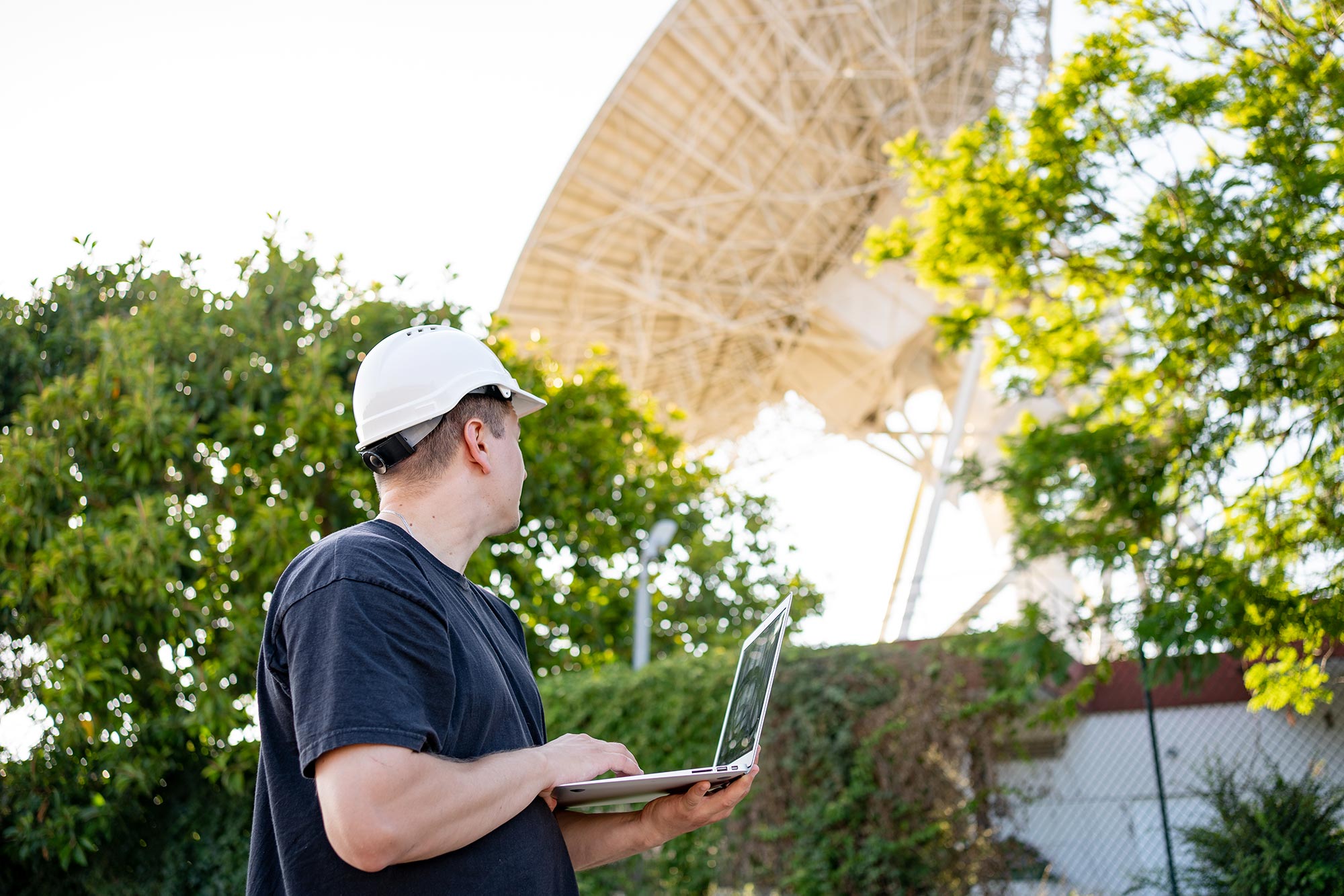 Ingenier&iacute;a en Telecomunicaciones y Redes