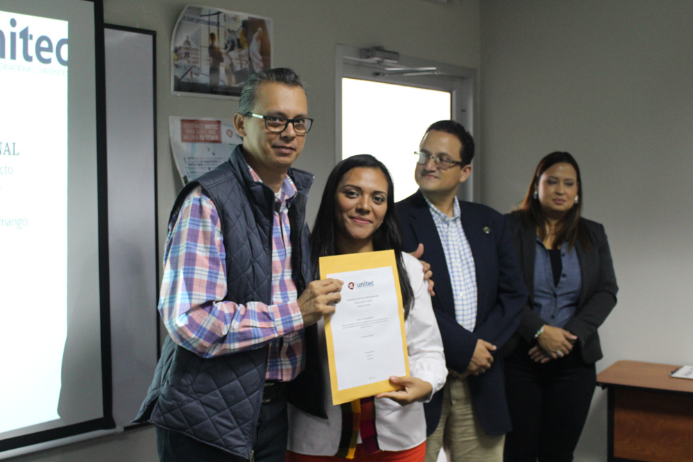 Estudiantes y docentes de UNITEC TGU entregan proyectos de vinculaci&oacute;n para apoyar a alcald&iacute;as y organizaciones