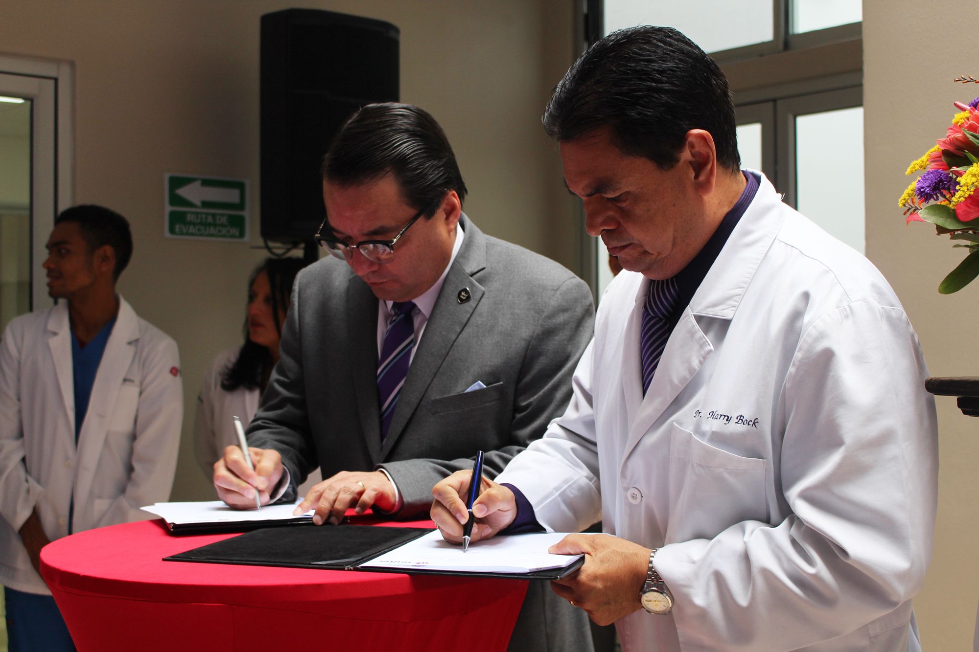 UNITEC inaugura novedosa Unidad de Docencia en Policl&iacute;nico Alonso Suazo