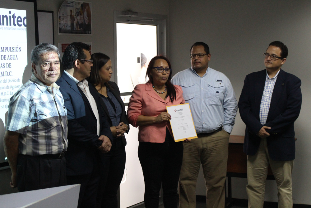 Estudiantes y docentes de UNITEC TGU entregan proyectos de vinculaci&oacute;n para apoyar a alcald&iacute;as y organizaciones