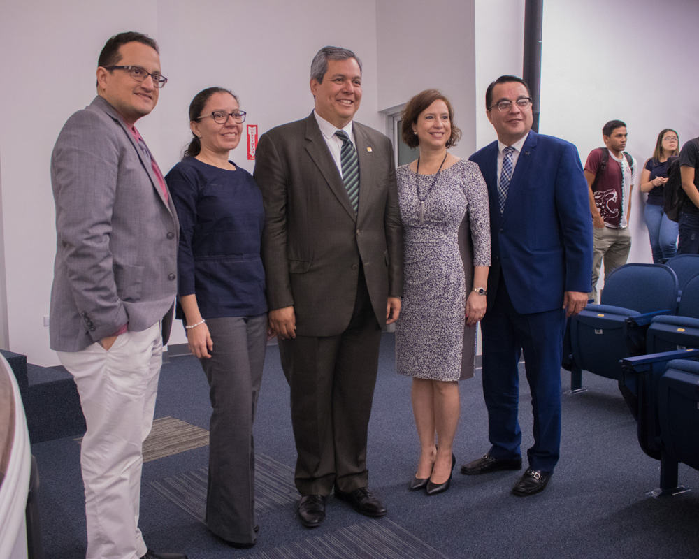 UNITEC le da la bienvenida al a&ntilde;o acad&eacute;mico con la conferencia del Presidente Ejecutivo del BCIE