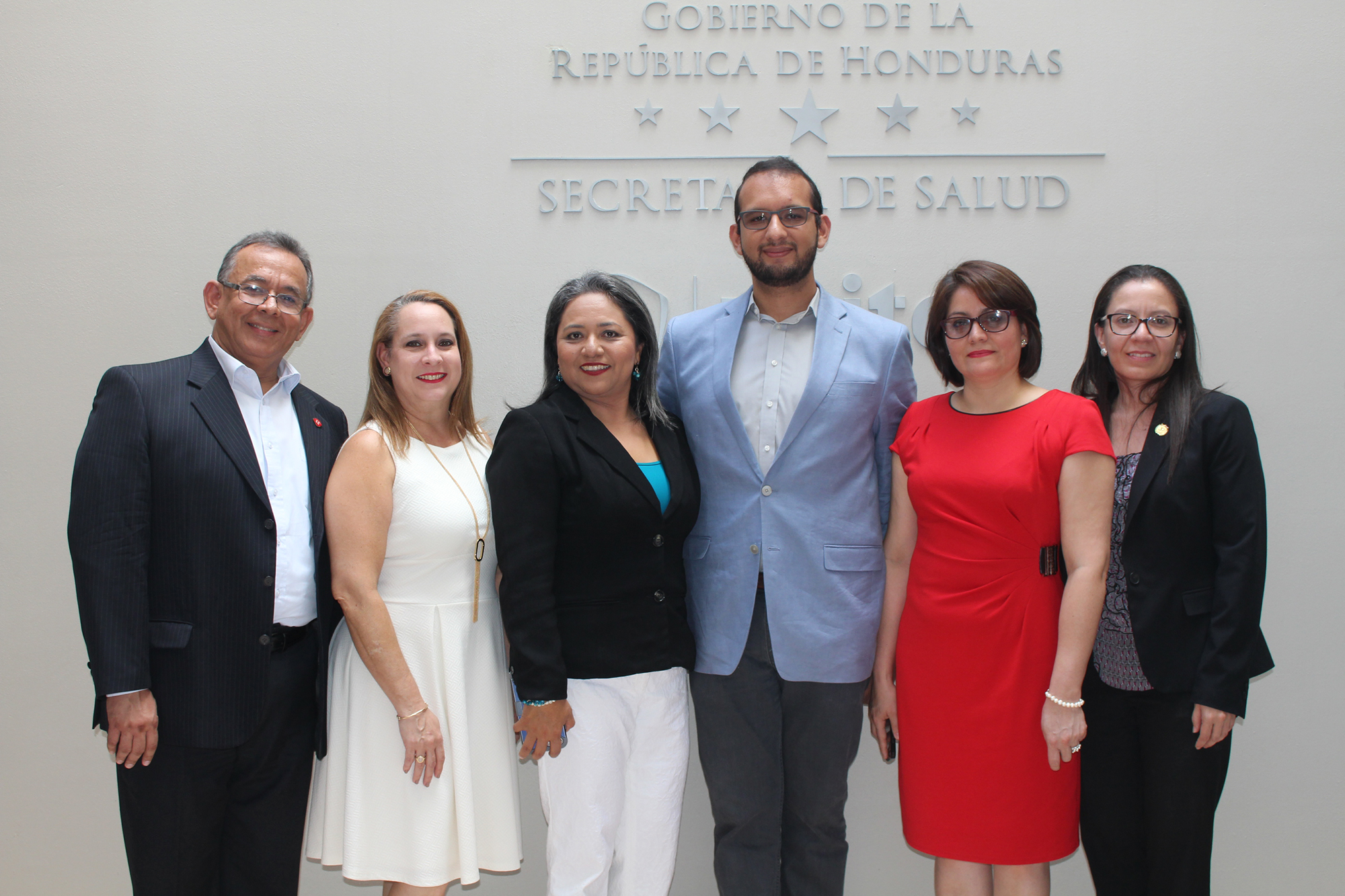 UNITEC inaugura novedosa Unidad de Docencia en Policl&iacute;nico Alonso Suazo