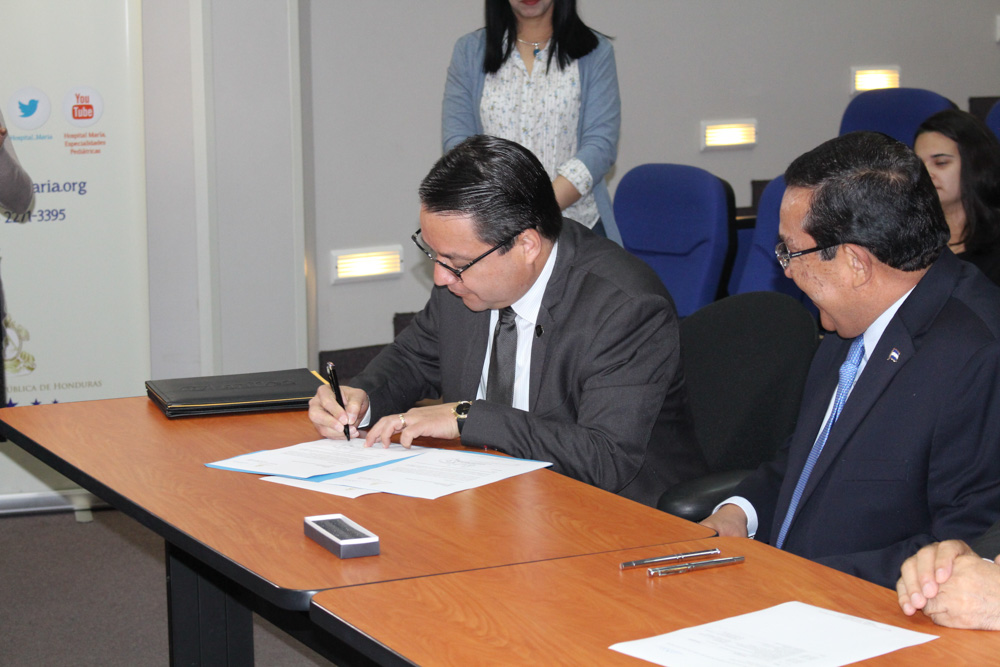 UNITEC y la Secretar&iacute;a de Salud lanzan red de telemedicina mediante un proyecto colaborativo