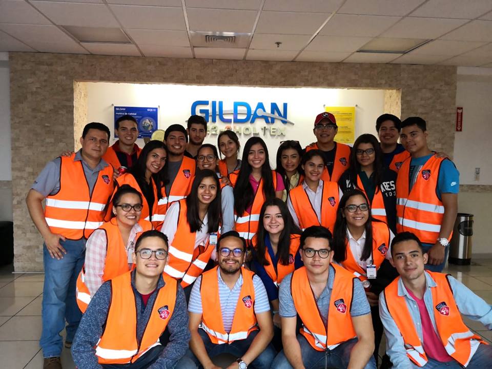 Estudiantes de Ingenier&iacute;a Industrial realizan gira a empresas en San Pedro Sula