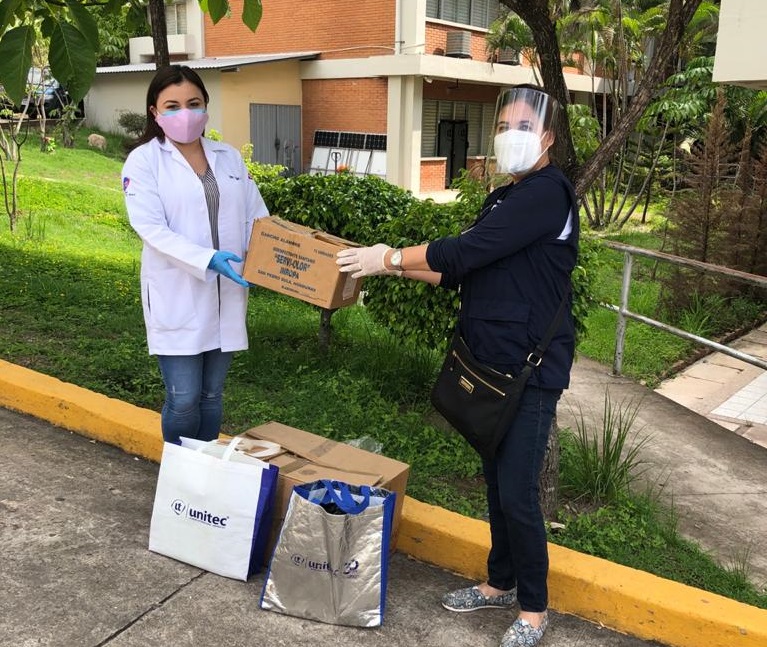 UNITEC dona equipo de bioseguridad al Hospital Mario Mendoza