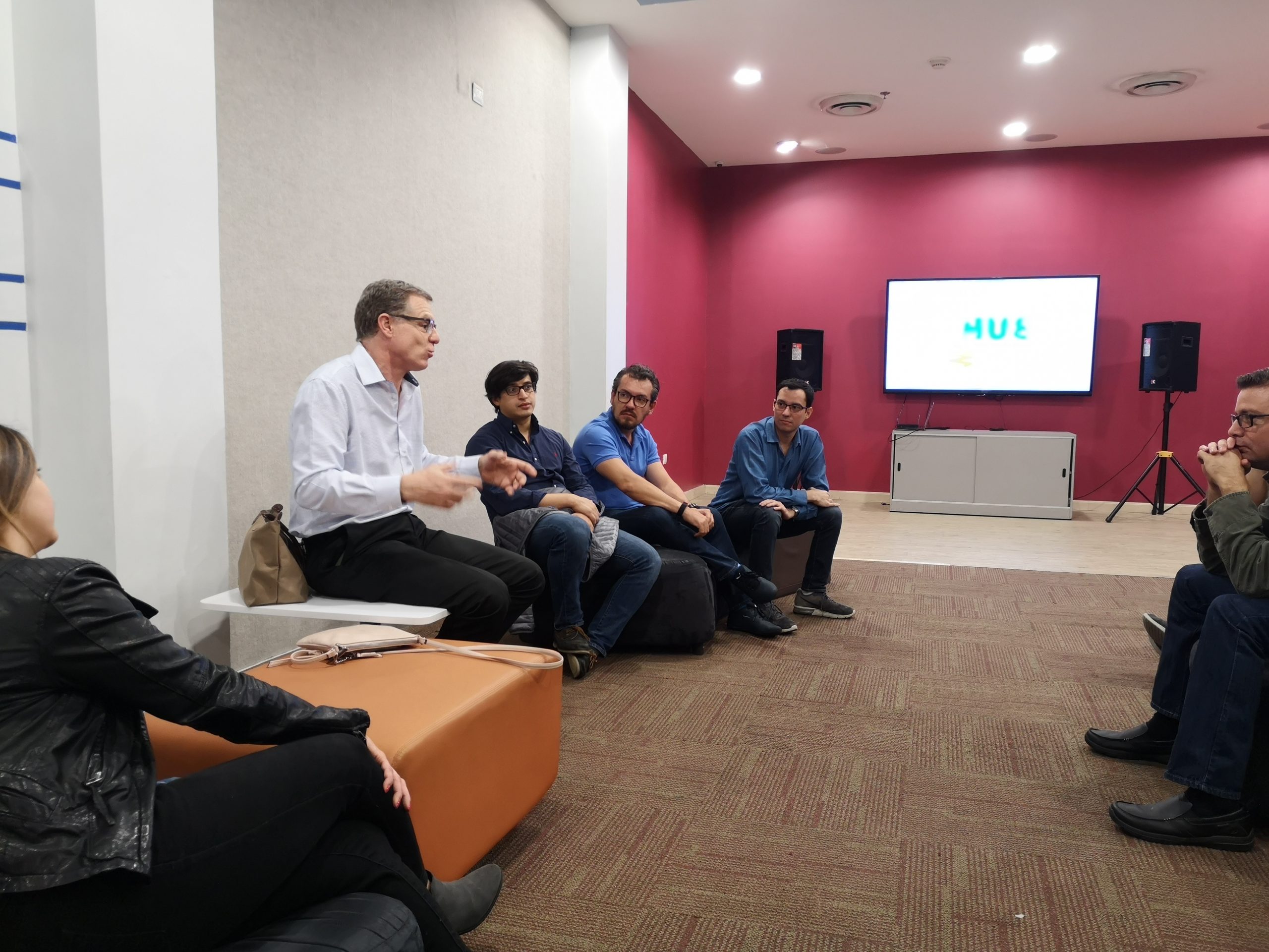 El HUB de Emprendimiento de UNITEC organiza meetup en TGU y SPS con experto en innovaci&oacute;n y emprendimiento de Uruguay