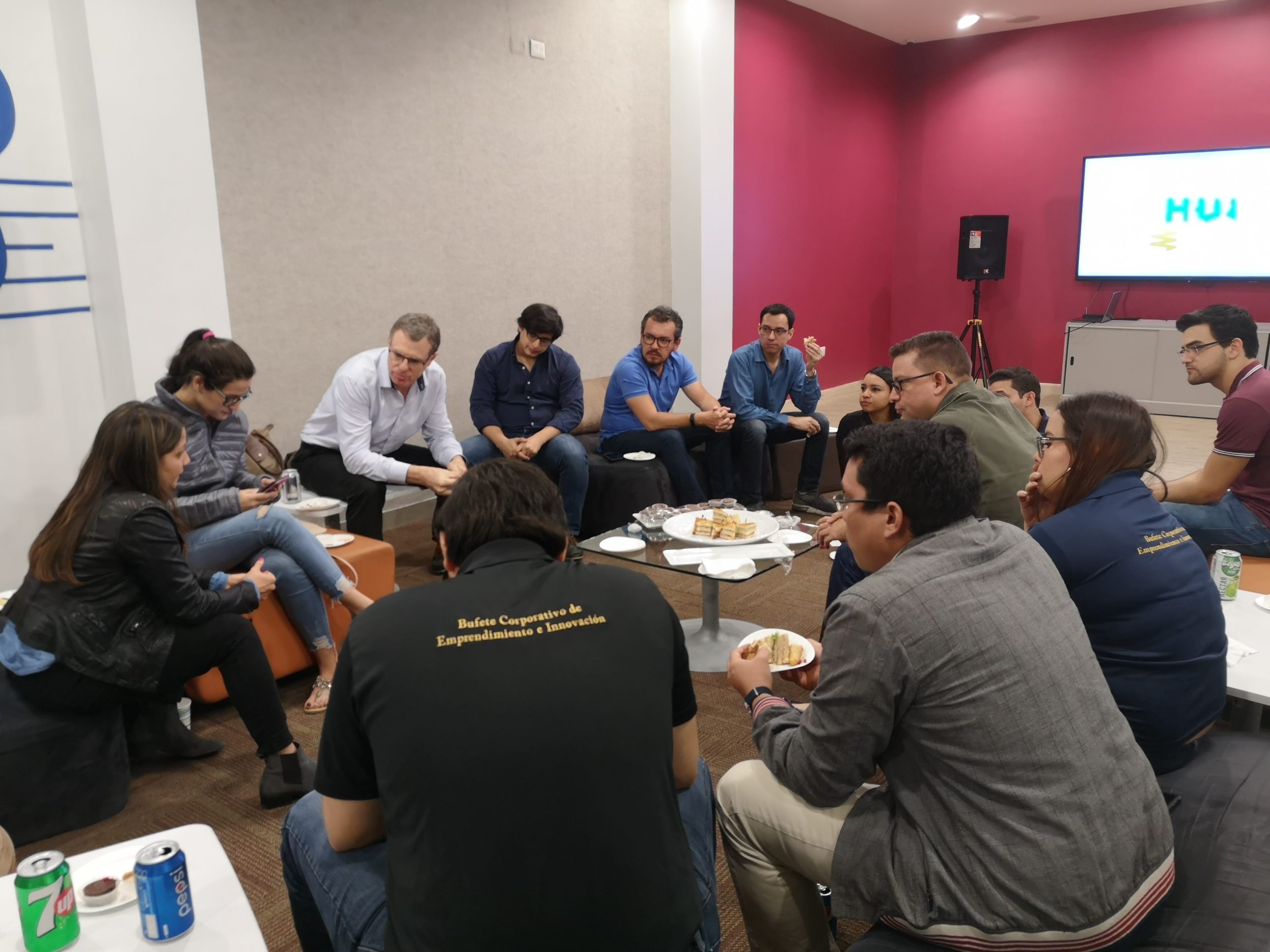 El HUB de Emprendimiento de UNITEC organiza meetup en TGU y SPS con experto en innovaci&oacute;n y emprendimiento de Uruguay