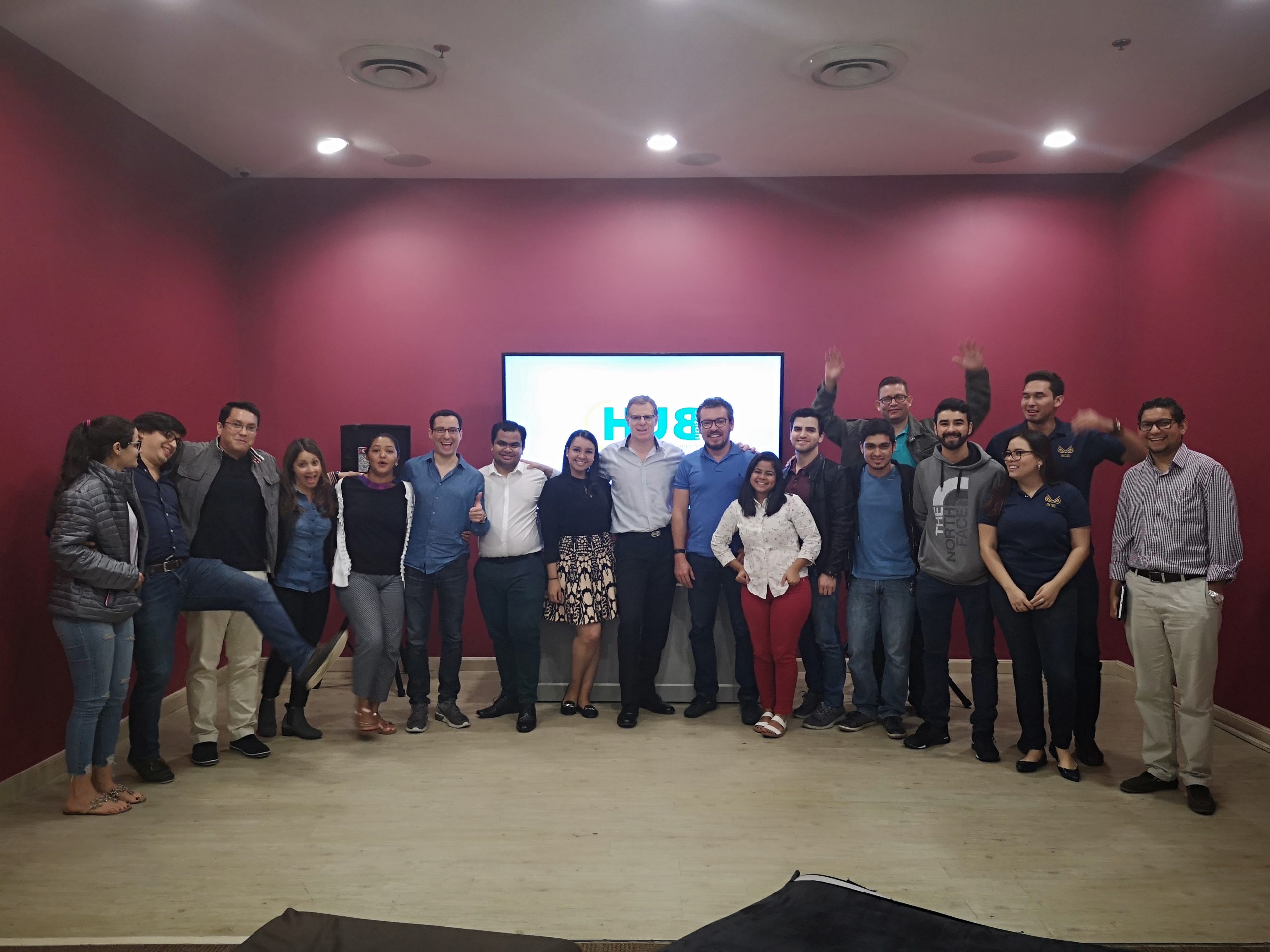 El HUB de Emprendimiento de UNITEC organiza meetup en TGU y SPS con experto en innovaci&oacute;n y emprendimiento de Uruguay