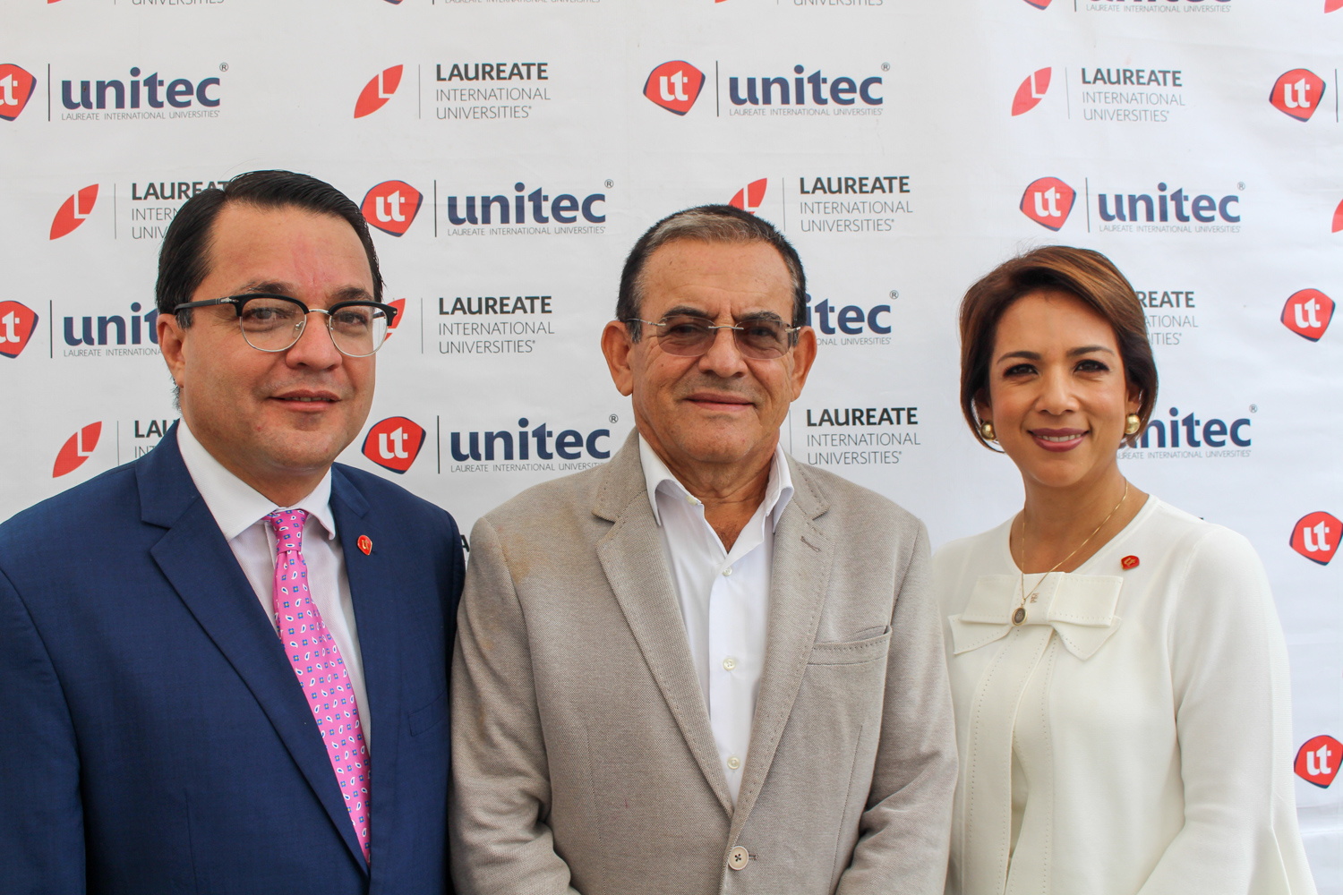 UNITEC coloca la primera piedra de su nuevo y moderno edificio de ingenier&iacute;a en Tegucigalpa