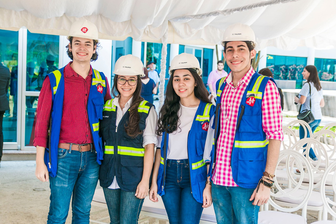 UNITEC coloca la primera piedra del Centro Avanzado de Medios de su campus en San Pedro Sula