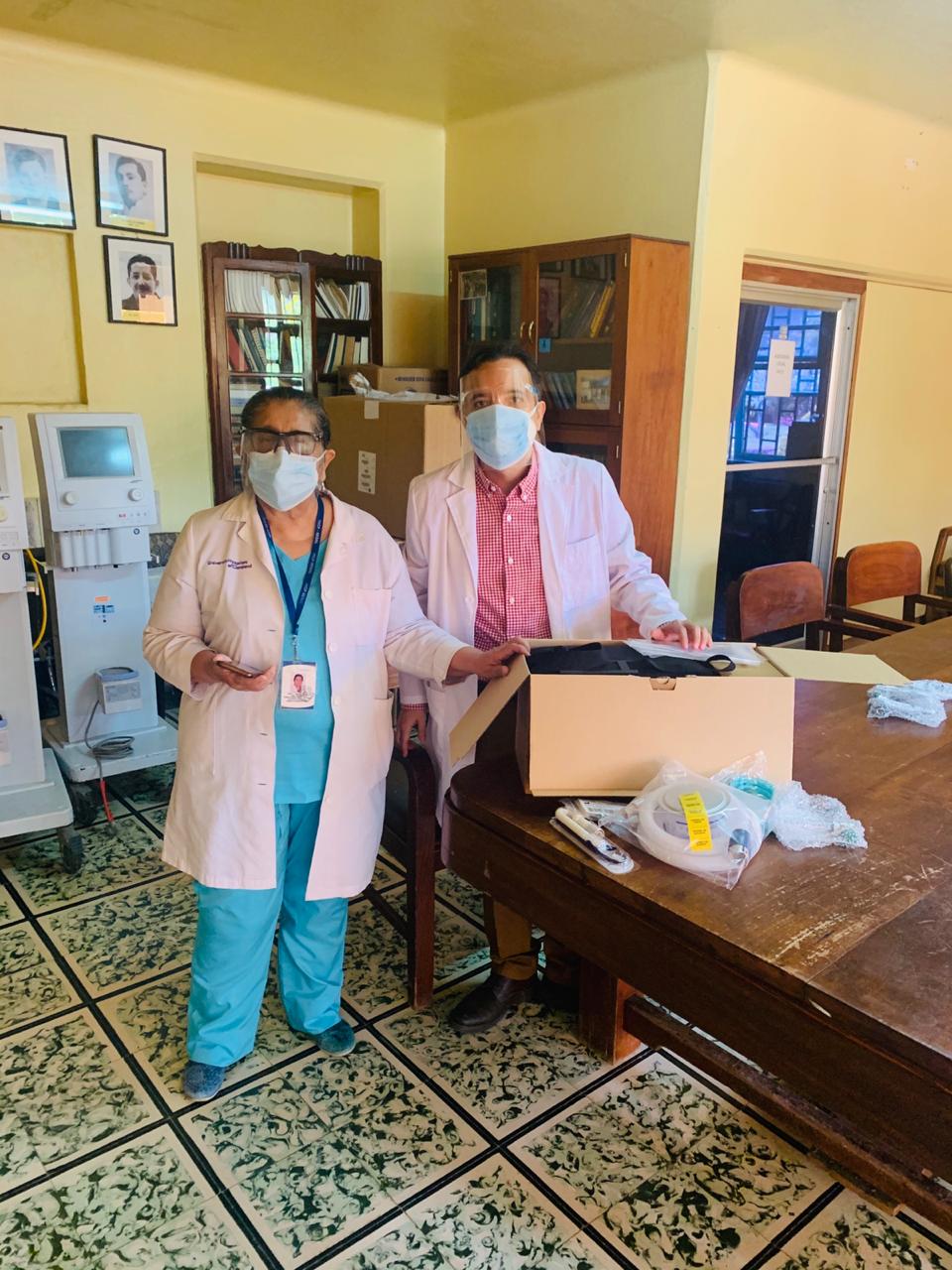 AIRVO2 es donado por UNITEC al INCP para salvar a pacientes con compromiso respiratorio