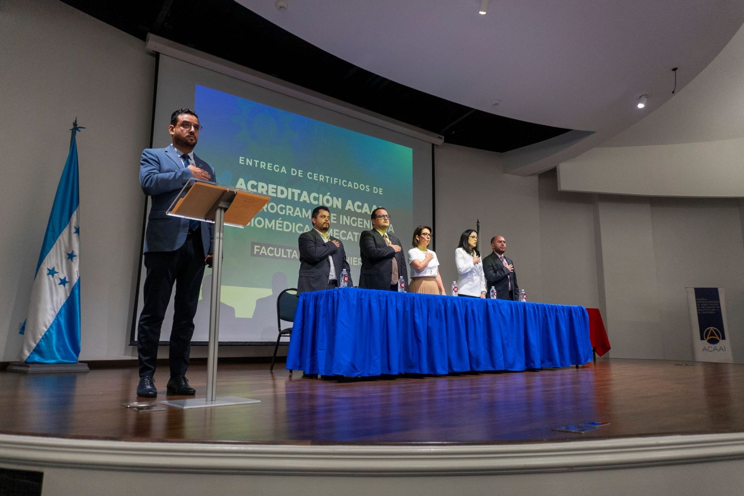 Ingenier&iacute;as en Biom&eacute;dica y Mecatr&oacute;nica reciben acreditaci&oacute;n internacional de ACAAI