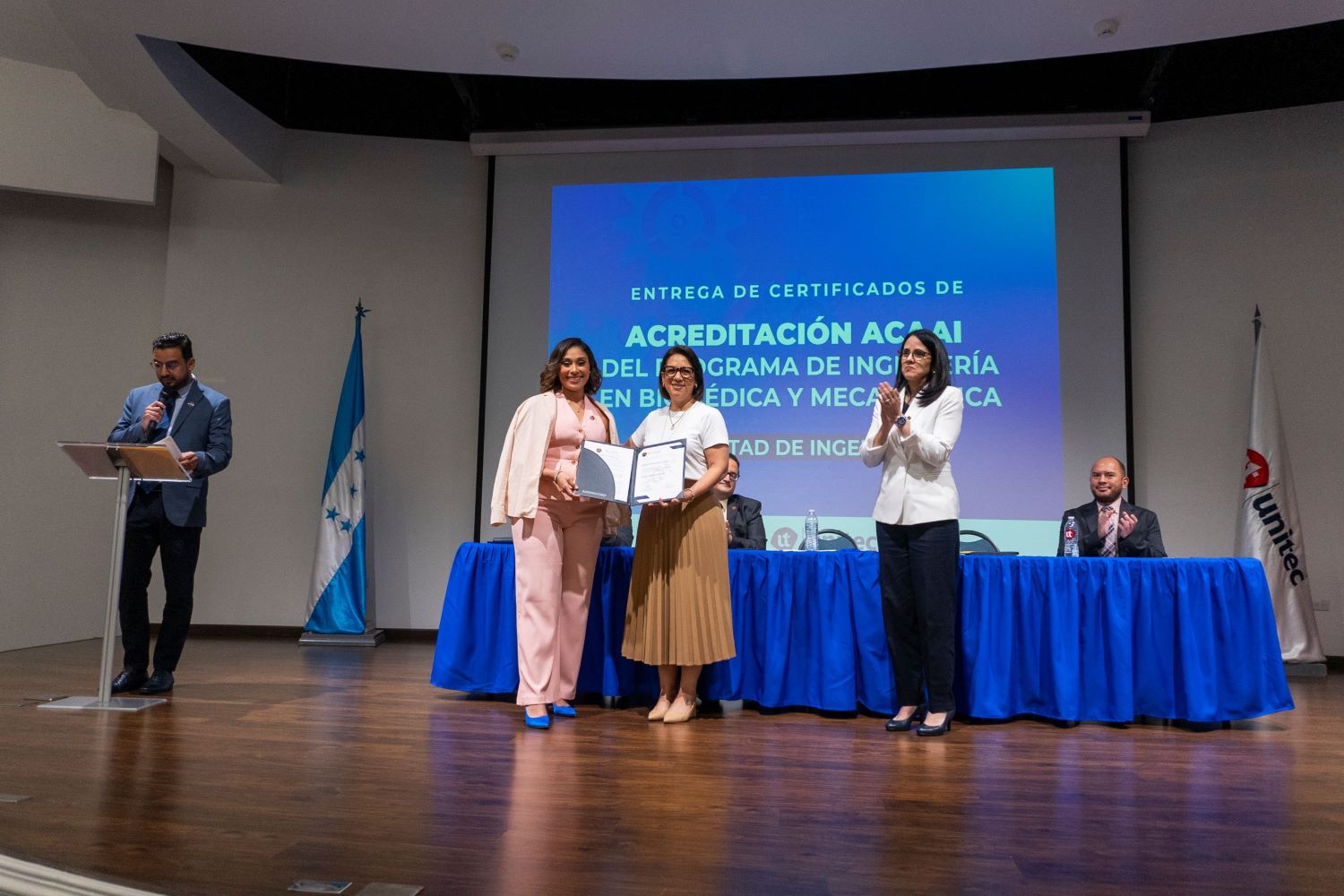 Ingenier&iacute;as en Biom&eacute;dica y Mecatr&oacute;nica reciben acreditaci&oacute;n internacional de ACAAI
