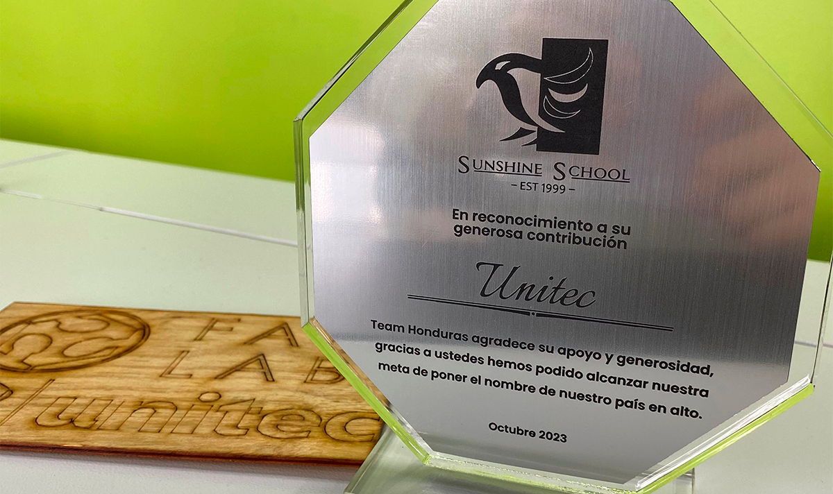 &iexcl;Unidos por la rob&oacute;tica! Estudiantes de UNITEC se unen para apoyar a j&oacute;venes sobresalientes en la competencia First Global