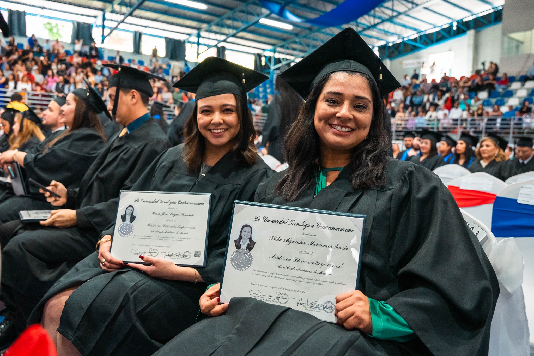 UNITEC celebra una nueva generaci&oacute;n de 515 profesionales listos para transformar el futuro