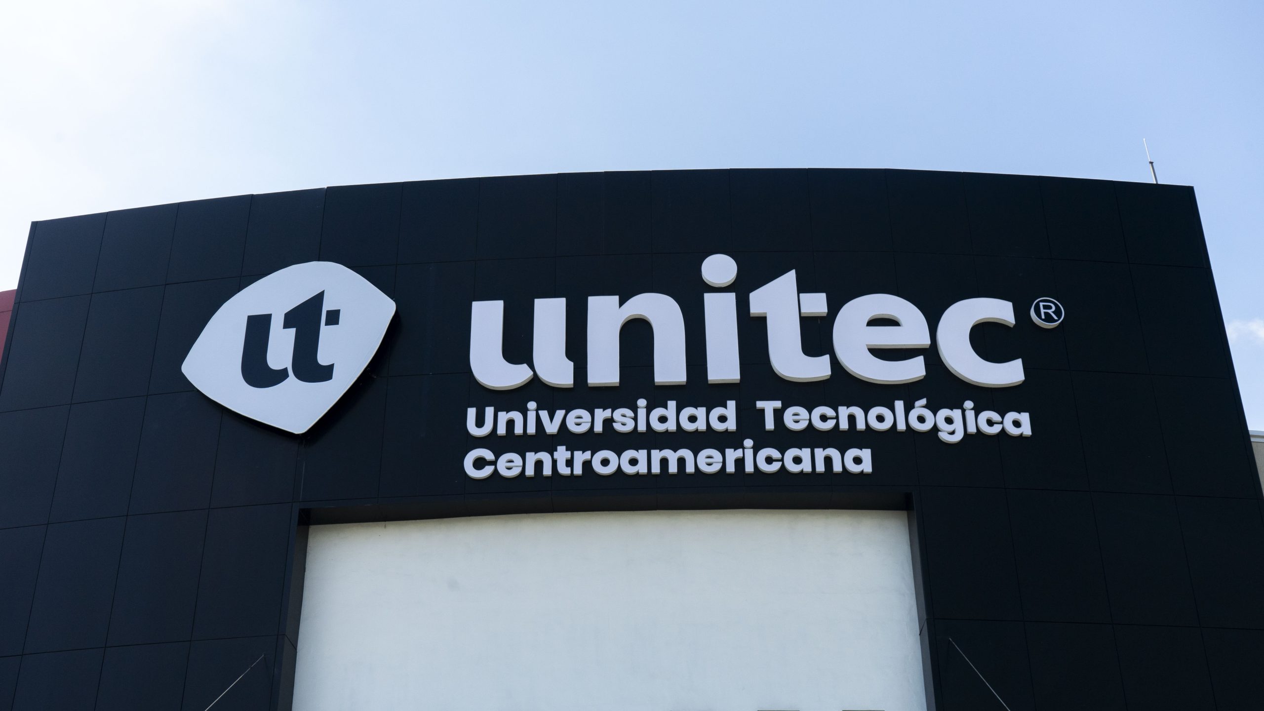 UNITEC inicia el 2025 con una imagen renovada y una visi&oacute;n hacia el futuro