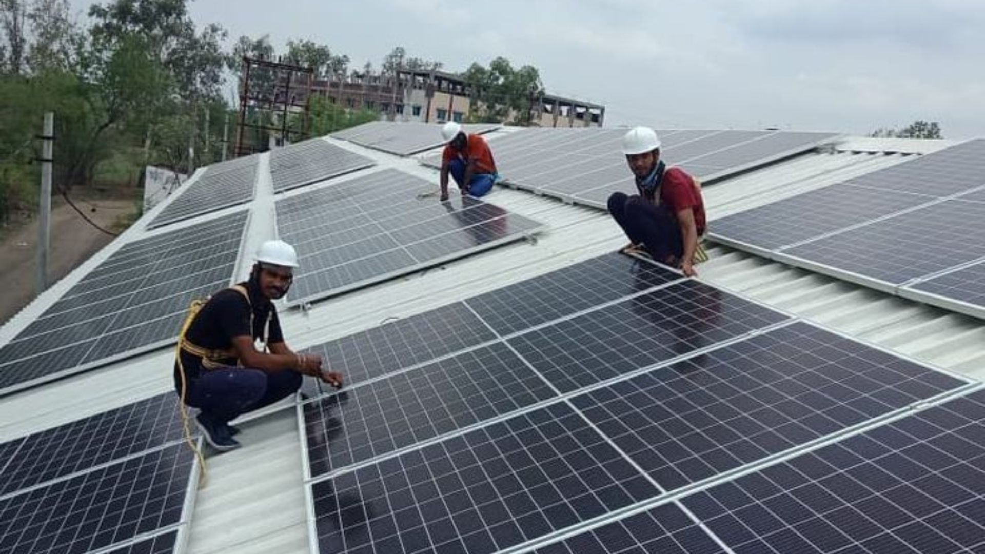 La revoluci&oacute;n de la energ&iacute;a solar en Honduras: oportunidades para ingenieros en energ&iacute;a