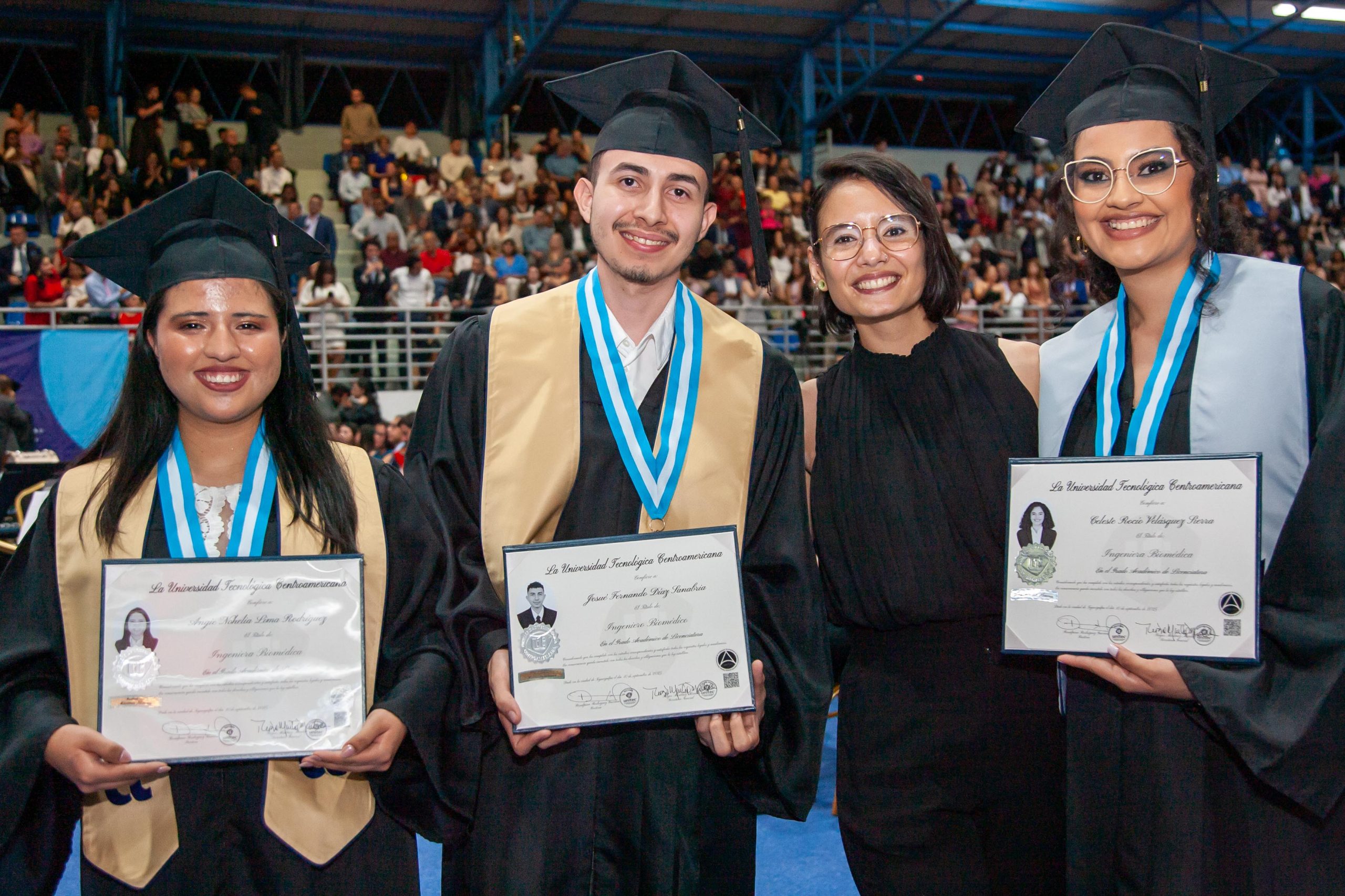 Celebramos la graduaci&oacute;n de 554 nuevos profesionales
