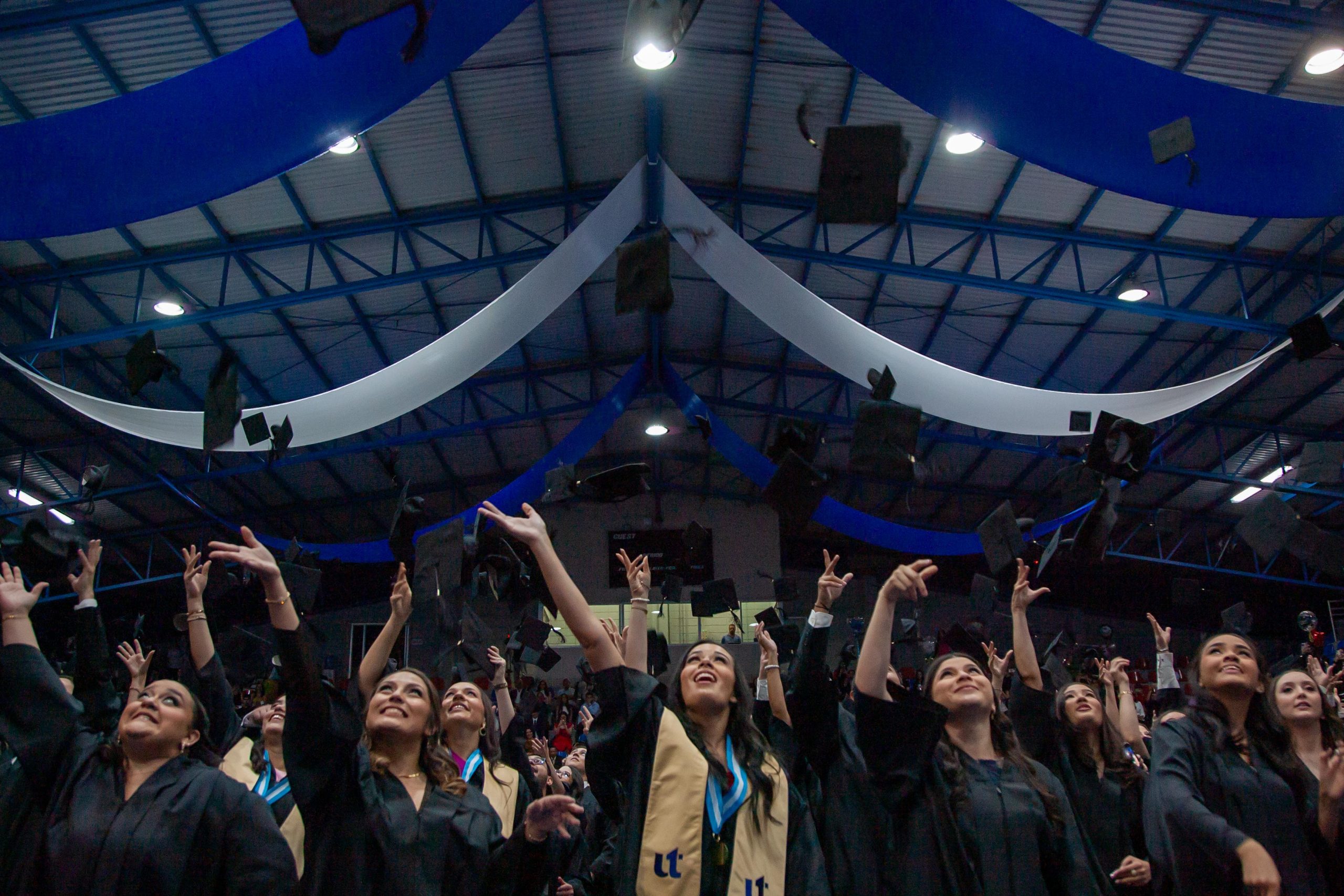 Celebramos la graduaci&oacute;n de 554 nuevos profesionales