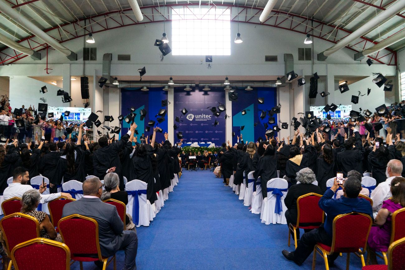 489 nuevos profesionales que fortalecer&aacute;n el desarrollo de Honduras y la regi&oacute;n