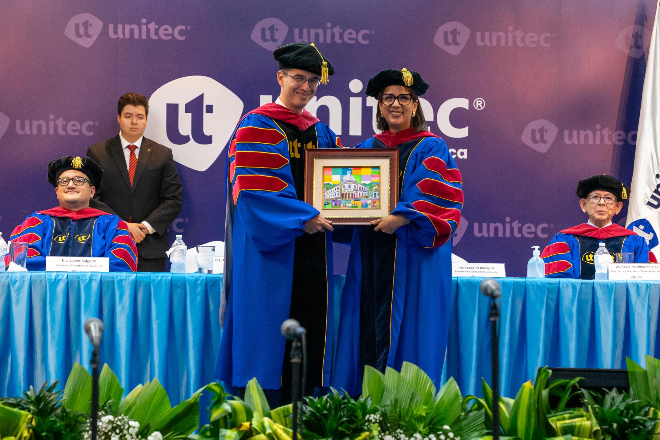 Celebramos la graduaci&oacute;n de 554 nuevos profesionales