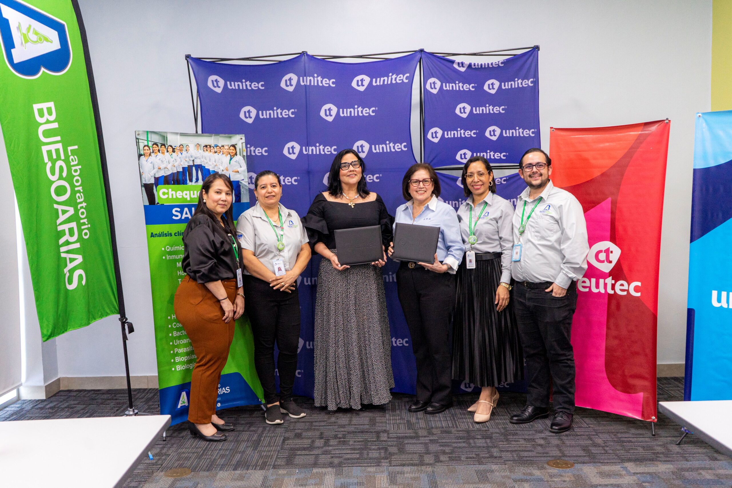 UNITEC firma convenio con Laboratorio Bueso Arias