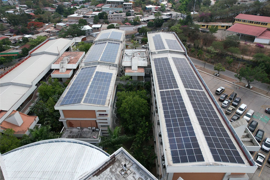 Granjas Solares | Sostenibilidad UNITEC