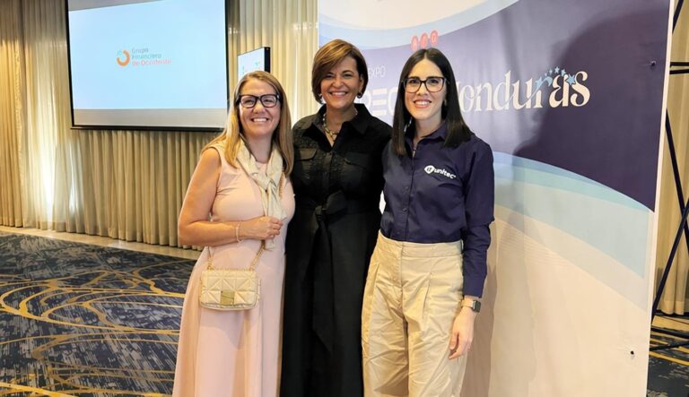 UNITEC junto a aliados del sector en la presentaci&oacute;n de Expo HORECA.
