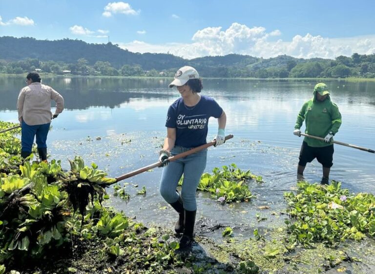 Limpieza en Jucutuma