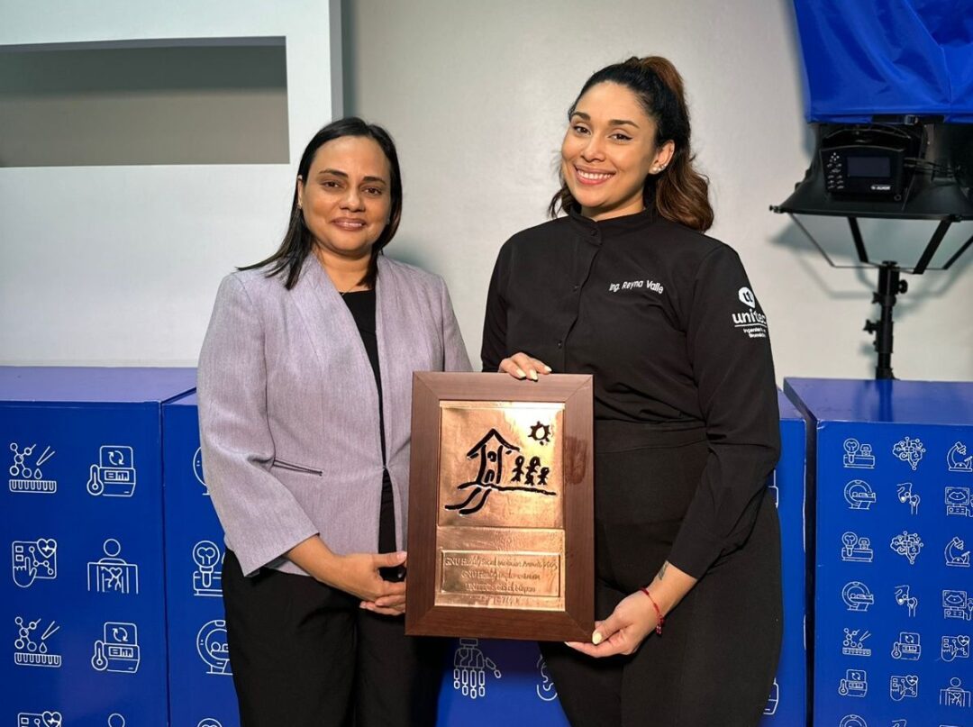 UNITEC recibe GNU Health Social Medicine Award 2025