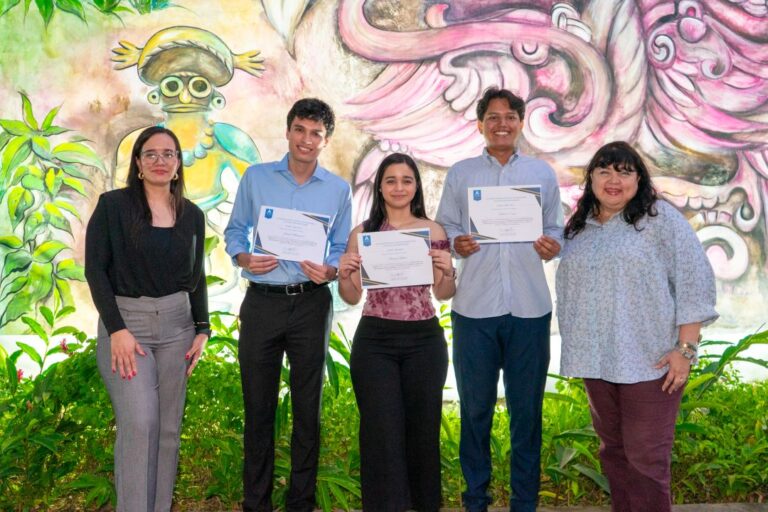 Estudiantes de Finanzas de UNITEC reconocido internacionalmente
