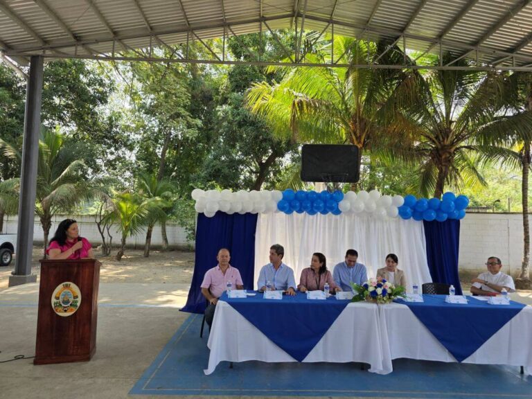 discurso-inauguracion-laboratorio-kappa-unitec-fudeh.jpg