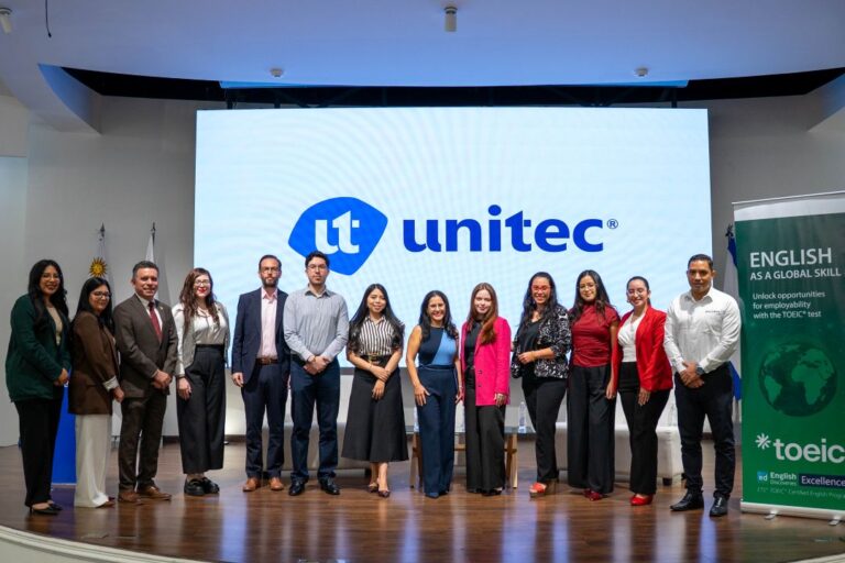 equipo-jornada-ingles-empleabilidad-unitec.jpg